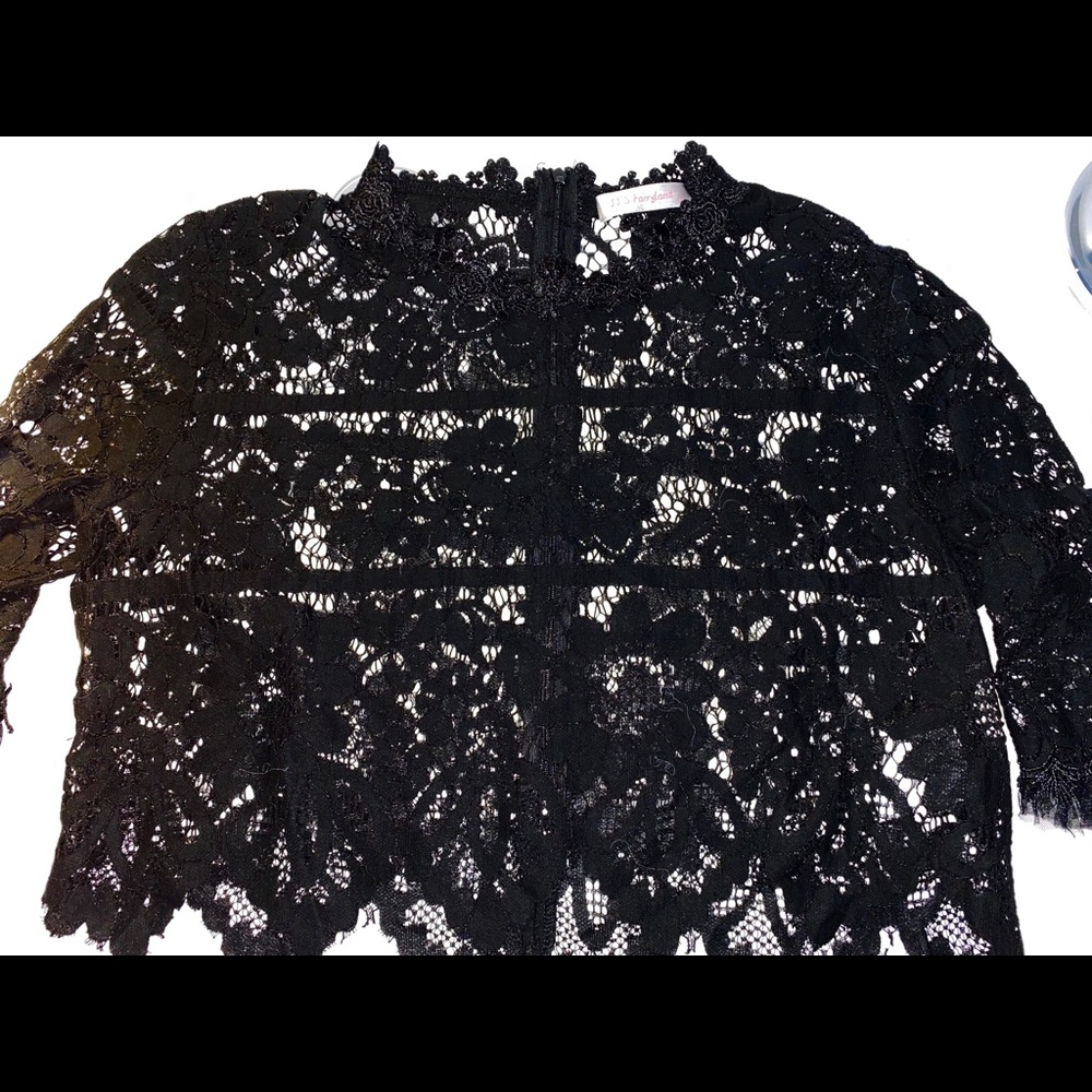 Black crop blouse